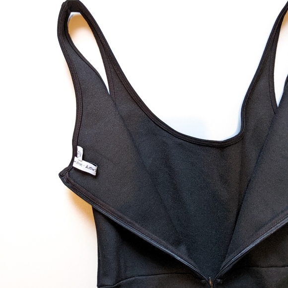 & Other Stories Midi Fit and Flare - Picture 2 of 9